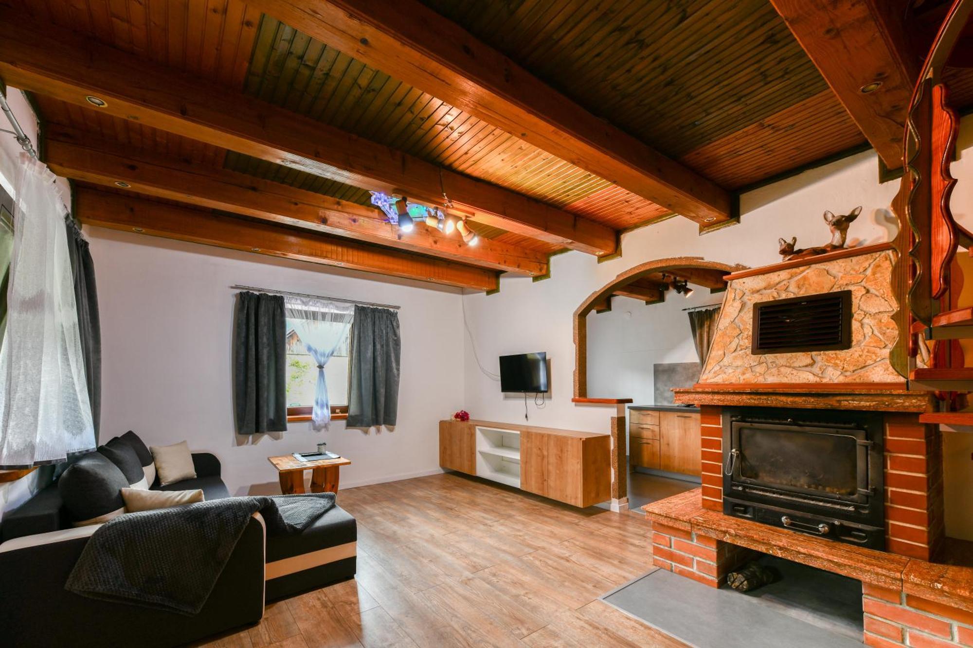 Guest House Martin Korana Екстер'єр фото